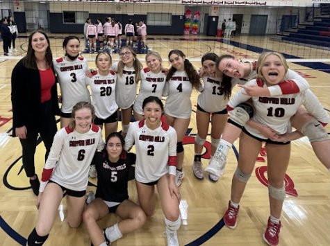volleyball cif womens pose for a photo after last game
