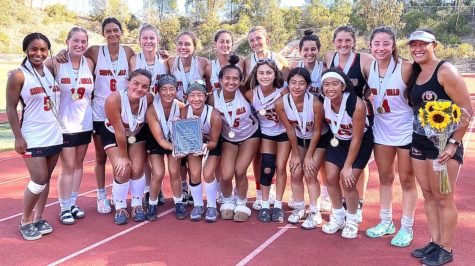 chhs field hockey wins award