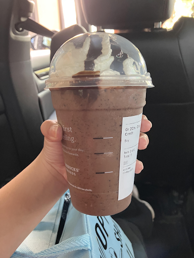 One of the beverages that Starbucks is removing from their menu (Alexis Santos)